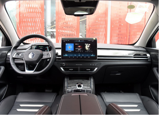 卡罗拉双擎E+和比亚迪秦Pro DM该选谁？