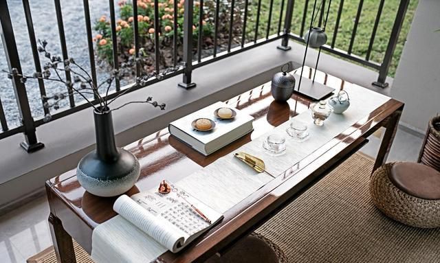 最美中国风，140㎡新中式设计，光是阳台，就惊艳了我