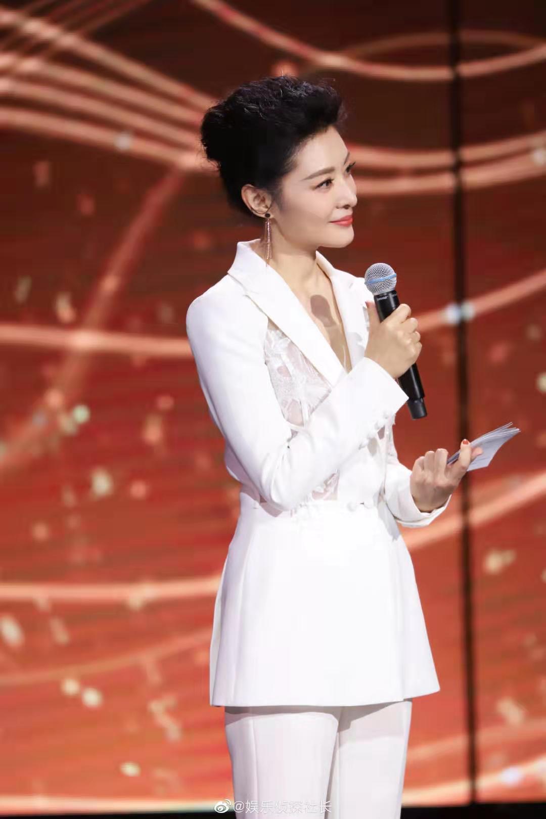 seo关键词艾金手指花总二四