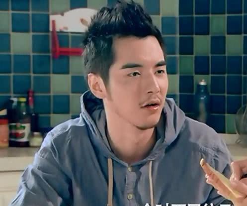 陆展博我是认出来了,却没发现"尔晴",当年这部剧真