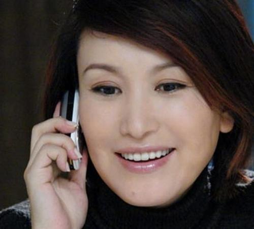 原创 她是《重案六组》中的美丽女警花,却因整容面目全非认不出