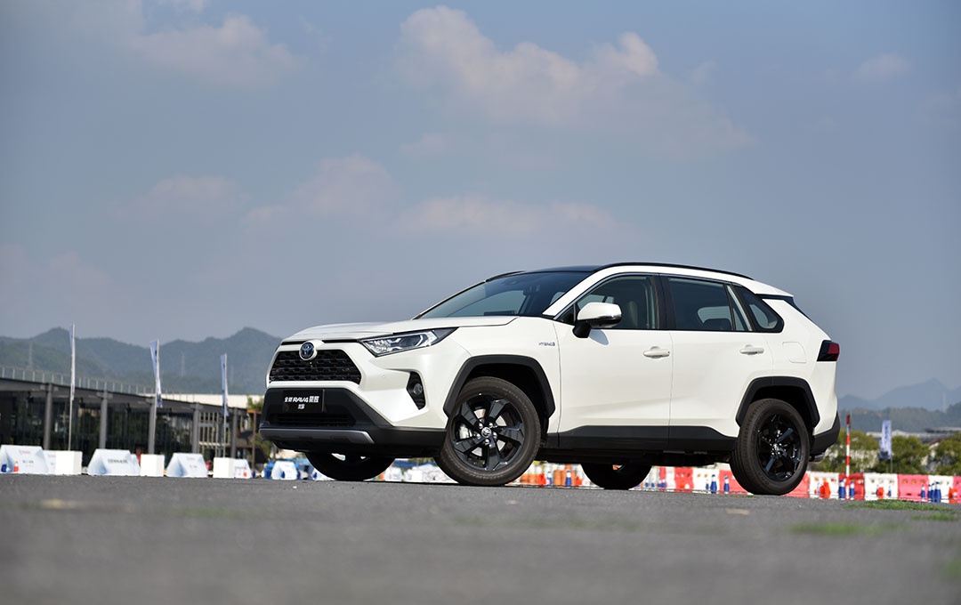 说好不要买，你却偷偷下了单，13.98万起这些车真有这么诱人？