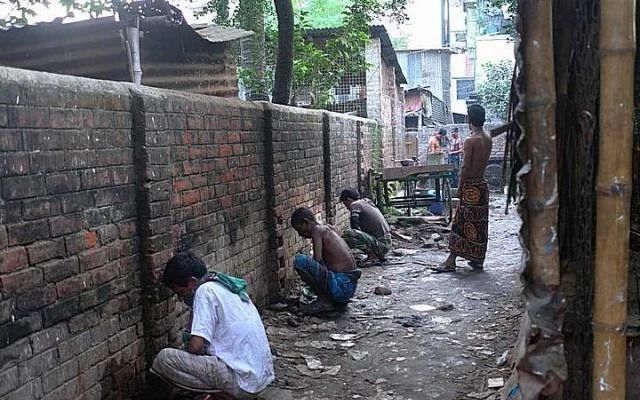 印度亲历的尴尬:奖励5000块,也阻止不了他们随地大小便