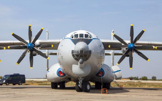 三大指标均超过运20,至今无人超越|运输机|螺旋桨飞机|苏联_新浪新闻