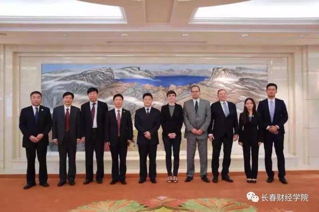 长春财经学院与捷克领导人的“国交”之缘