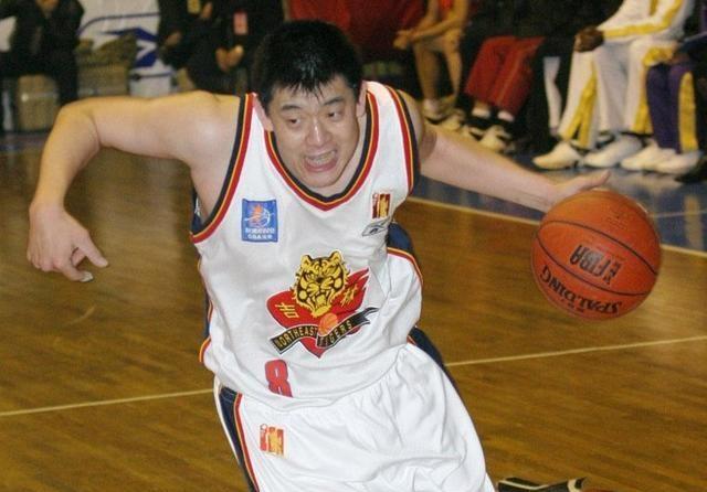 19年前的今天,孙军创下cba单场70分纪录,今晚吉林有人爆发吗?