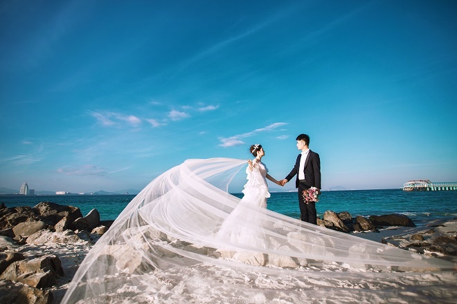 实用:三亚选择旅拍婚纱照,如何找到性价比高的可靠的摄影机构?