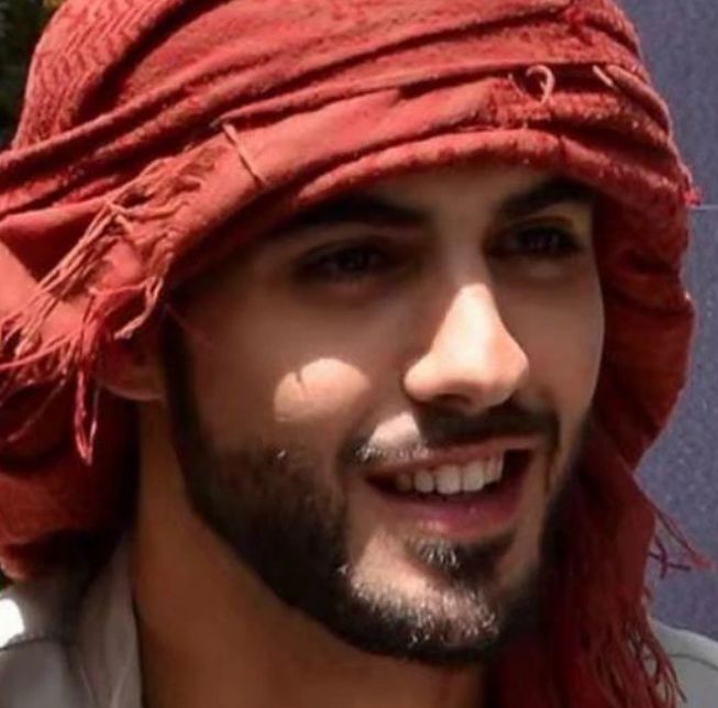 被誉为"全球最帅"阿拉伯人,曾因颜值太高被赶出国门,现状如何