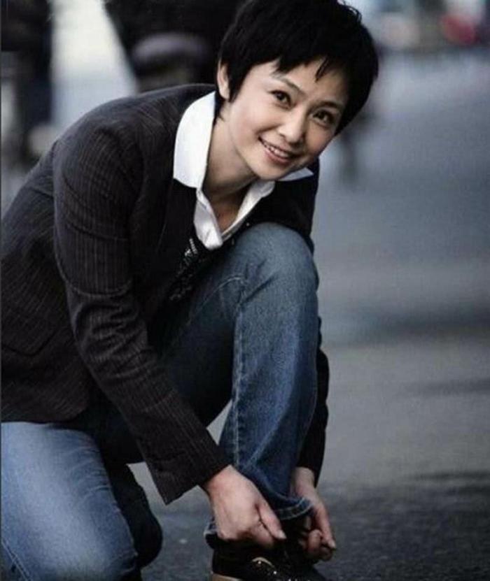 她被称为中国最美女保镖,曾保护过多国元首,退休后成亿万富翁