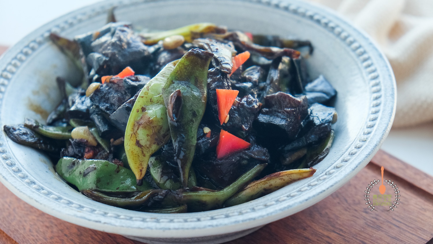 这道东北素菜的做法我最爱,味道比肉还要香,我隔三差五就做来吃