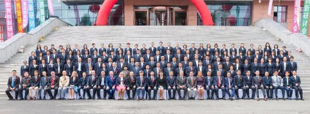 长春财经学院与捷克领导人的“国交”之缘