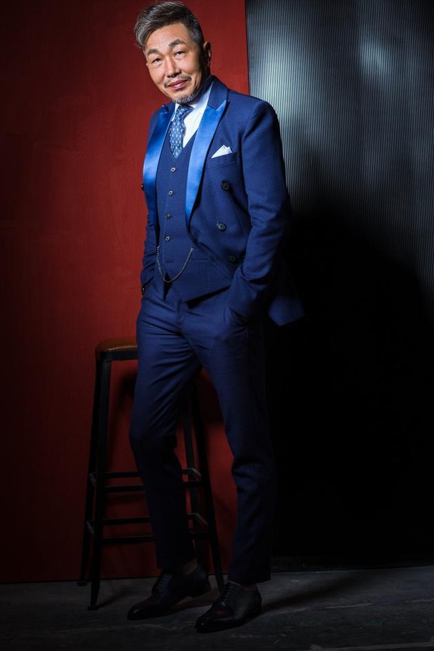 62岁杜源隐婚多年的妻子曝光结婚36年恩爱如初女儿也是艺人