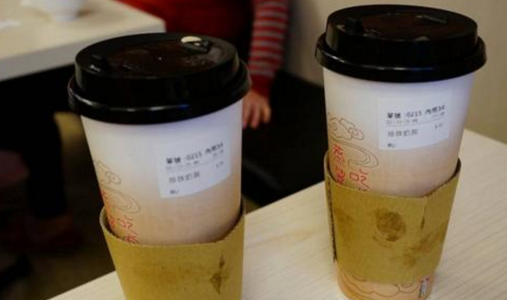 买奶茶时，服务员问奶茶要几分糖，懂喝的吃货都是这样回答的
