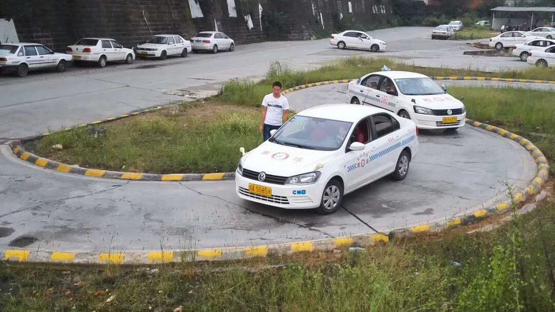 中国人为什么拿了驾照还不会开车？