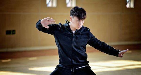 她曾饰演释小龙初恋,90年代"国民闺女",现31岁嫁黑人定居美国|叶彤