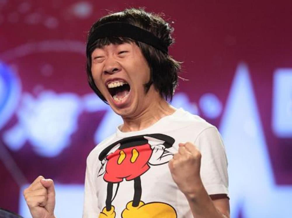 杨迪吐露心声感谢贵人,自曝成名之路艰难,曾向周星驰挥泪道歉