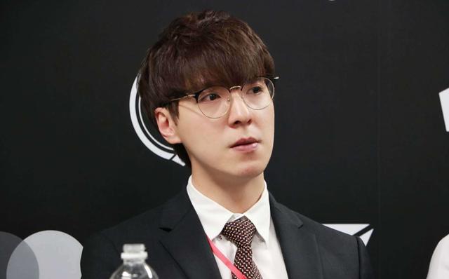 德玛西亚杯:uzi缺席,小龙堡首秀,rng新阵容实力能否跻身一流