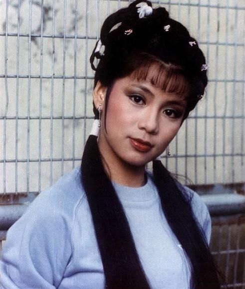 这部剧讲的是男子薄情,女子薄命,拍完一年后翁美玲离世