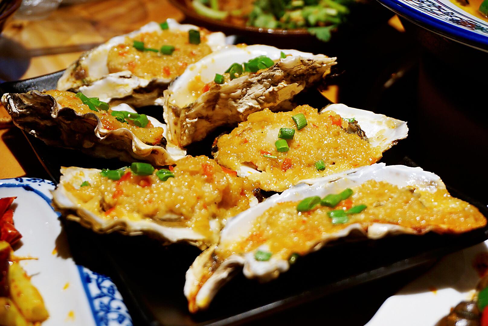 厦门宵夜好去处烤鸡臀尖麻辣甲鱼鸡煲小炒撸串样样有