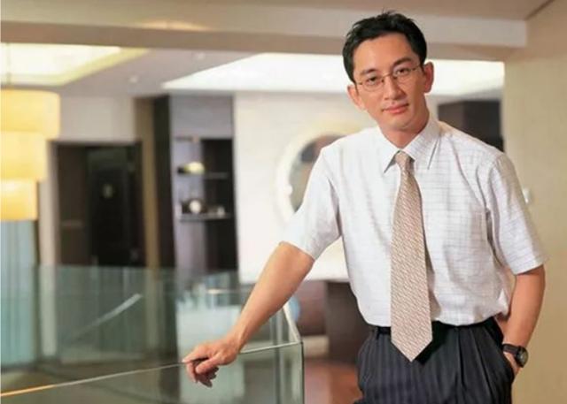 被前妻败光了上亿家产,如今与女儿相依为命|石洋子|吴启华|师奶杀手