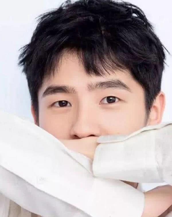 谁说单眼皮不好看?这些男演员各个有魅力,看看是否有你喜欢的?