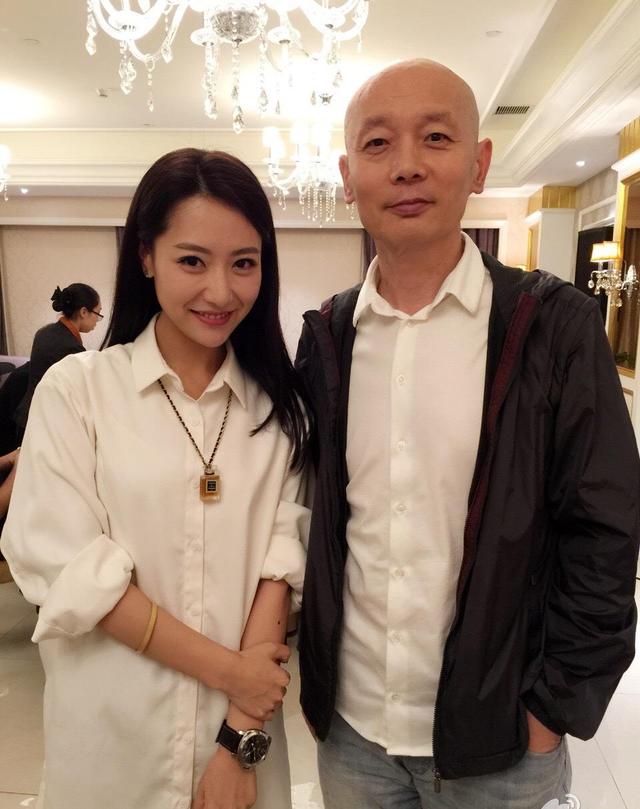 30岁的她就获"京城四美"之称,做到"英皇内地一姐"|白冰|英皇|一姐