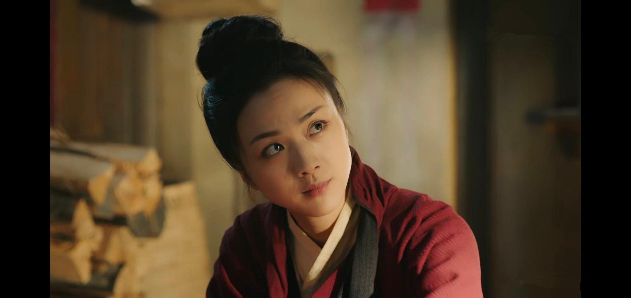 汤唯大明风华造型遭吐槽女神也有短板但私服穿搭依然有范