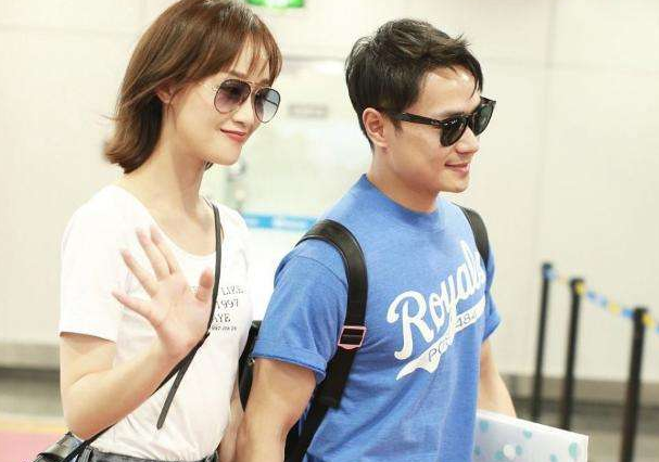 当初官宣分手都像是在秀恩爱,时隔近两个月,蓝盈莹曹骏疑似复合