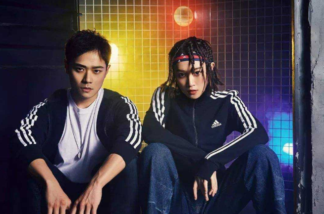 当初官宣分手都像是在秀恩爱,时隔近两个月,蓝盈莹曹骏疑似复合