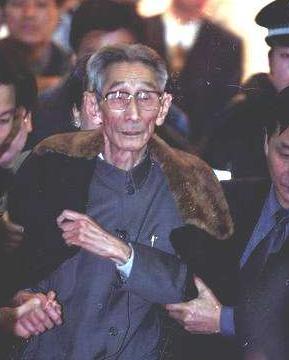 回顾马三立大师最后一次登台,从艺80年告别晚会捧场大腕都有谁?|有话坐着说|买猴|论拳_新浪新闻