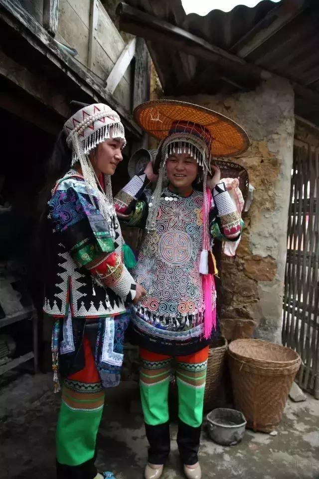 五十六个民族之一,一朵高山上的花朵——元阳哈尼族