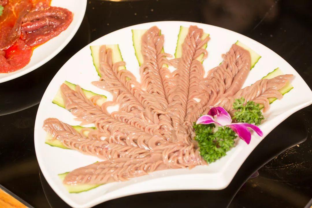 去成都吃火锅?坐车就能到!人人都能免单,老板连眼睛都不眨