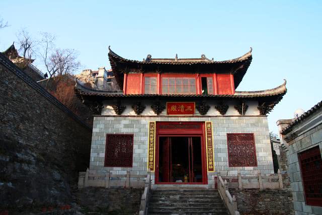 木兰文化发源地佛道共存一山中