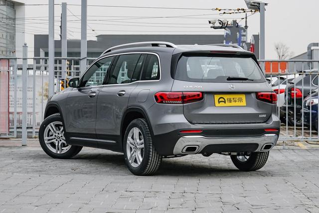 北京奔驰推出的新款1.3t奔驰glb售价34.18w起