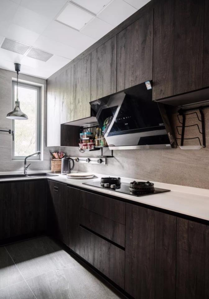 宜家悦筑装饰-120平台式简约风装修效果图