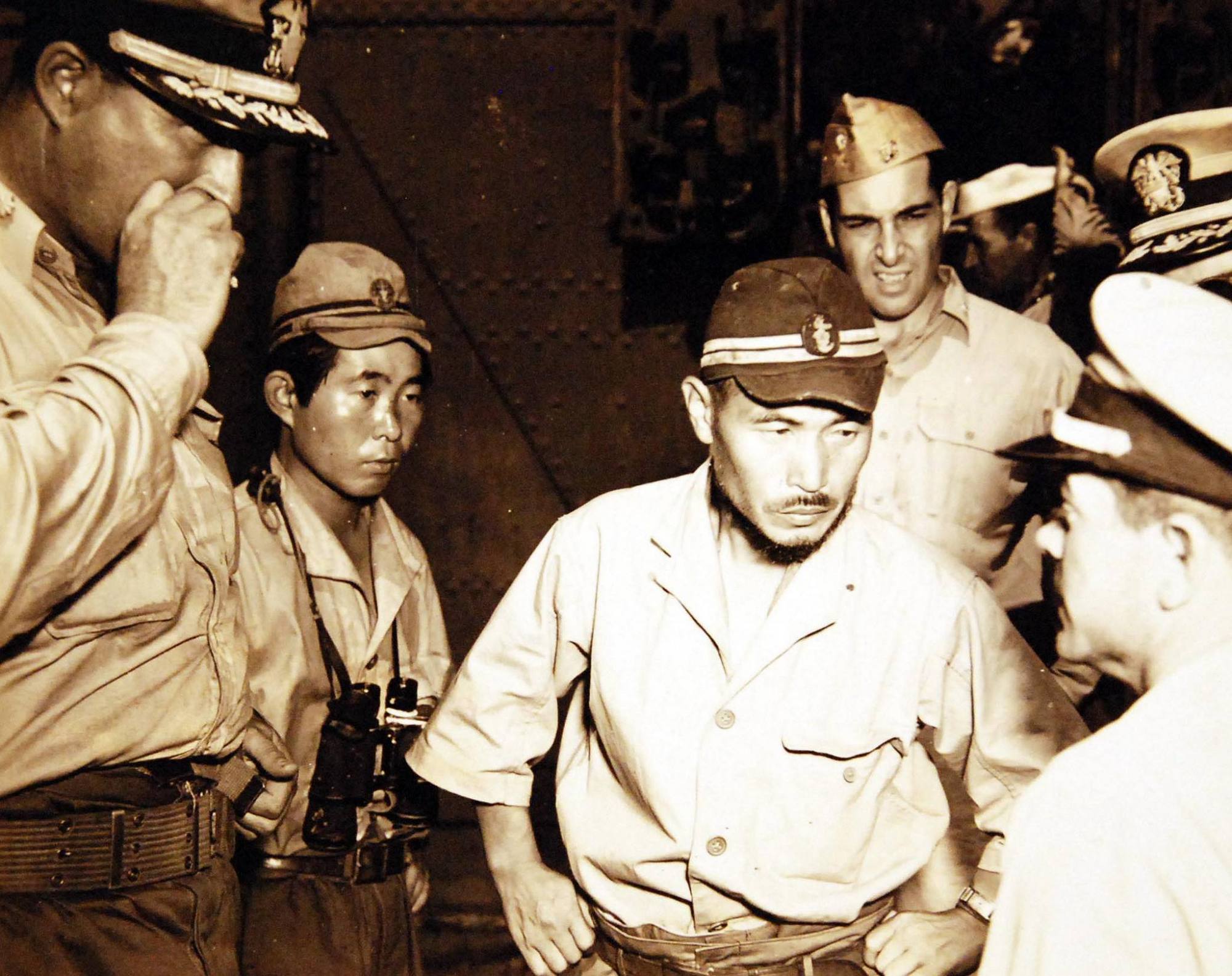 原来二战日军特"怕死","玩心眼"被美军发现,整船军人被俘虏