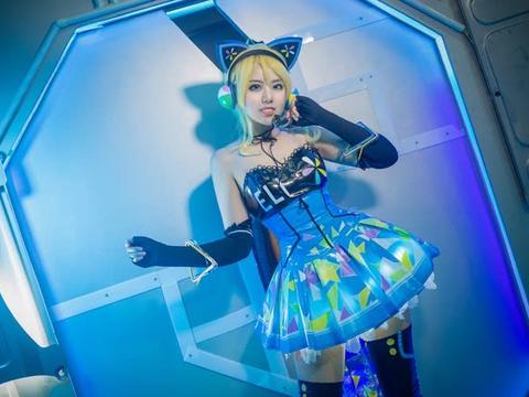 cos:洵濑绘里打歌服,开心的时候一起来唱歌吧|怪兽|獭|摄影_新浪新闻
