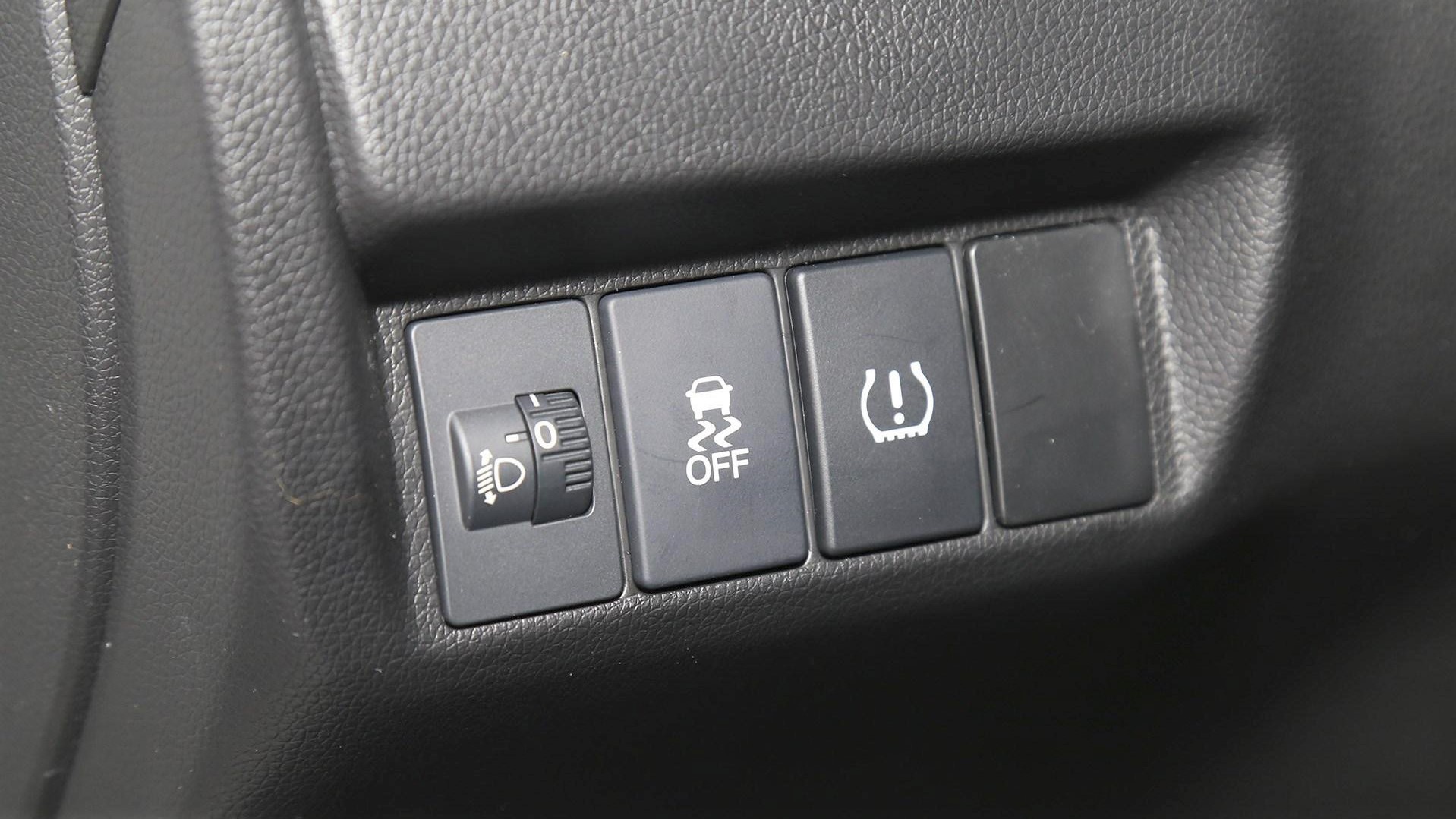 终于追上美国了！中国明年新车将标配胎压监测！