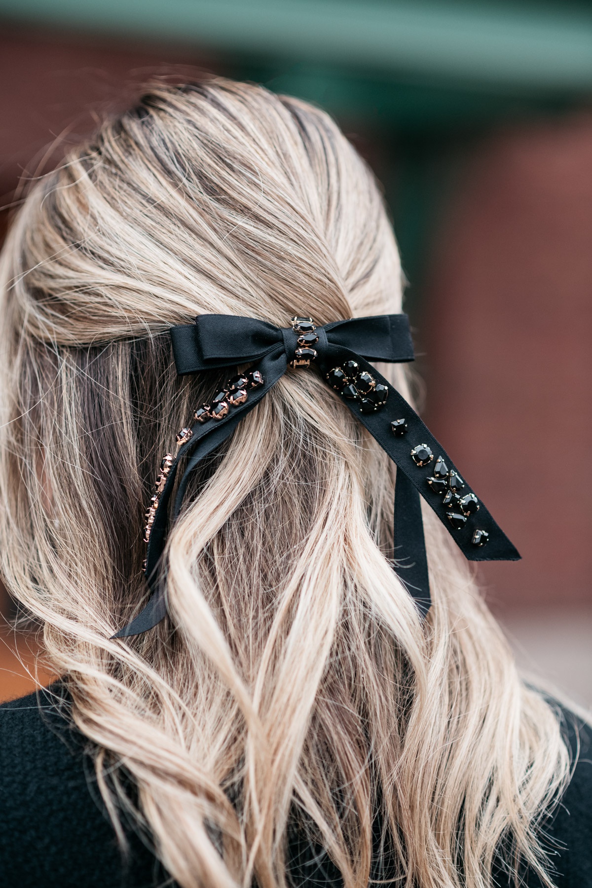 长发短发都适合,你也该尝试这样浪漫优雅的「蝴蝶结公主头」