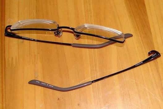 孙子摔坏同学眼镜,对方索赔2000元,奶奶的处理方式老师都点赞