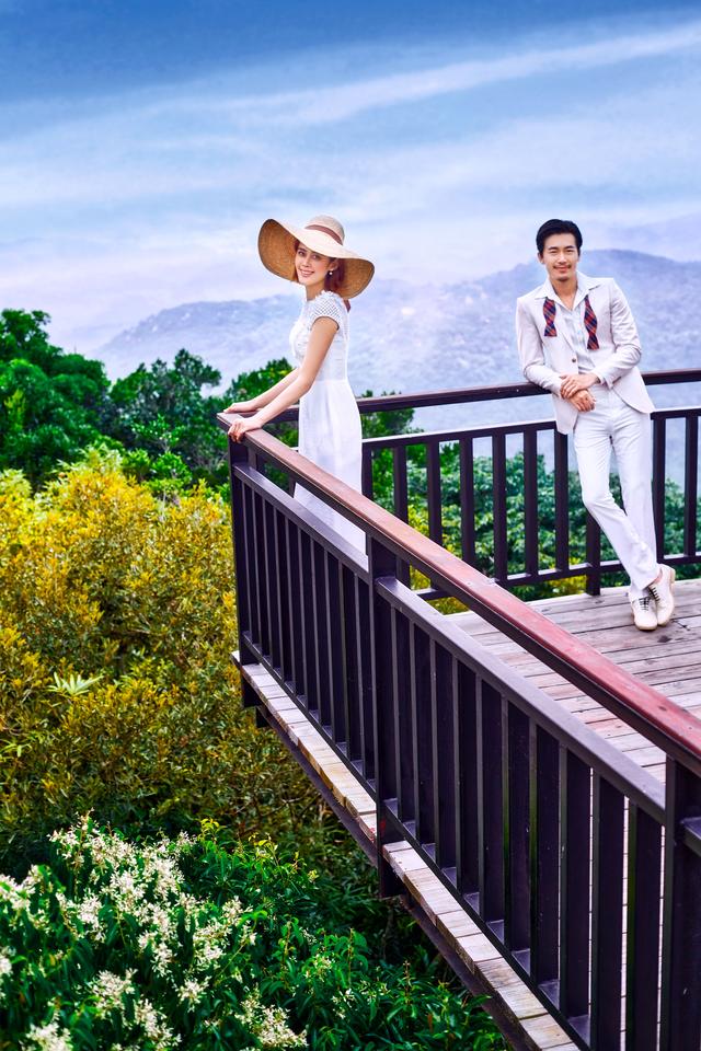 厦门旅拍婚纱照攻略:掌握好这五个拍照姿势,婚纱照既大气又唯美