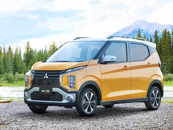 对于这台全新的三菱汽车家用小型mpv的实车表现,你觉得怎么样呢?