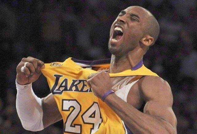 霸气或嚣张!nba球星的经典庆祝动作,哪一种在野球场会被打?