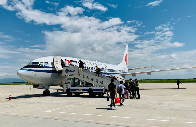 一天只飞一架飞机,机票300块都没人坐|飞机场|抚远|飞机_新浪新闻