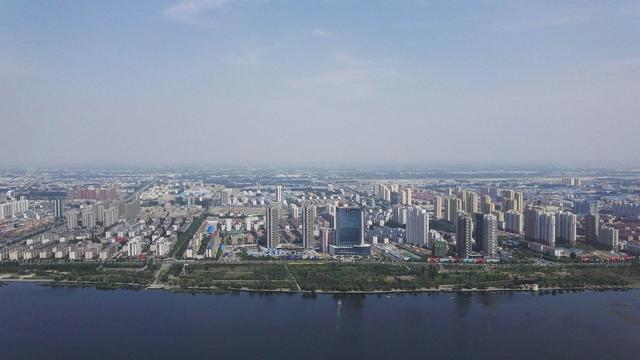 山东“物流之都”城市，是面积最大的城市，还是人口最多的城市
