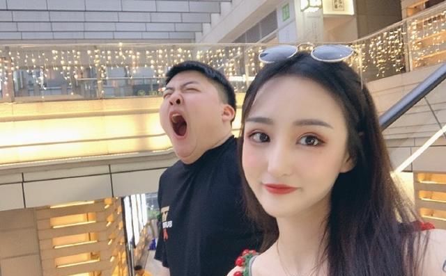 打出了越来越好的战绩,那一句"电子竞技没有女朋友"也成为了过去式