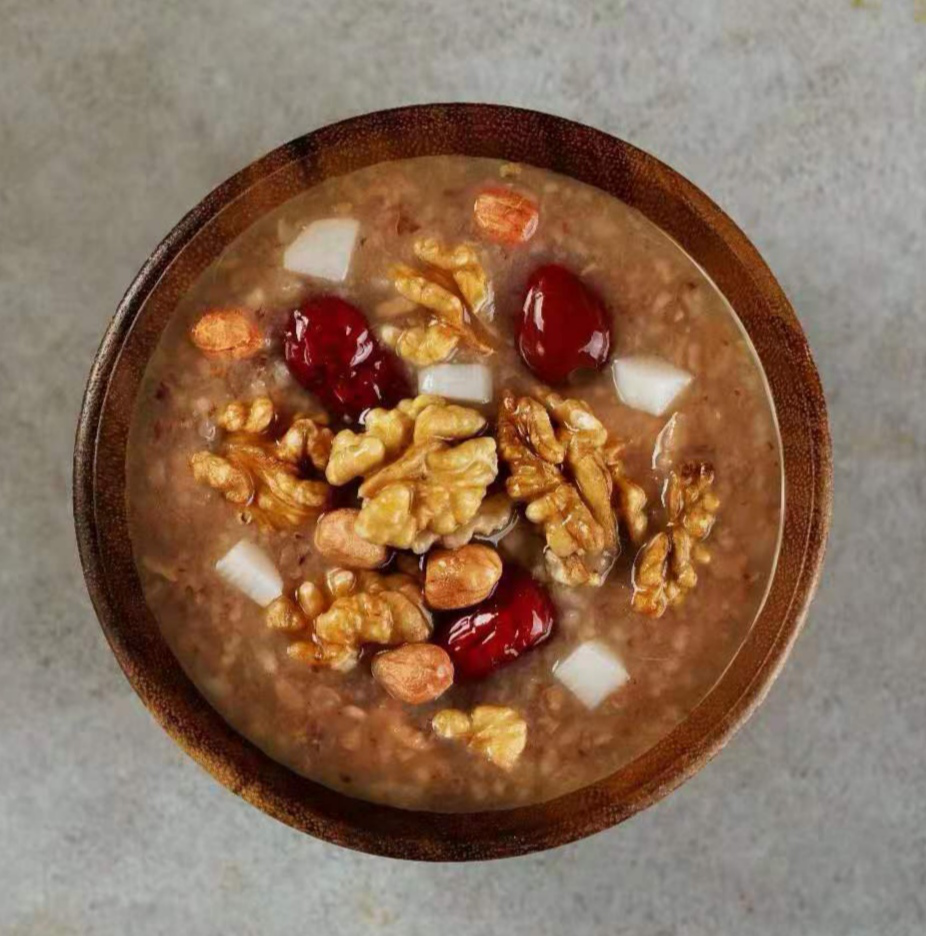 驻马店经济广播主播:妈,我再也不喝六个核桃了,只想喝核桃粥