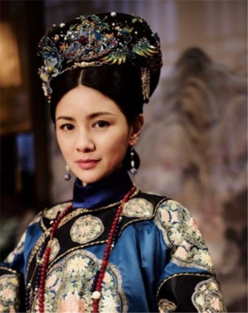 她是大明湖畔夏雨荷原型，看到她的画像，才明白乾隆为何如此爱她