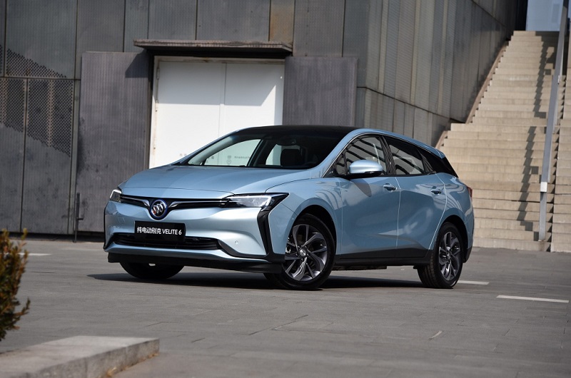 圣诞老人倾心推荐 四款续航超400km 价格15万元左右的纯电动轿车