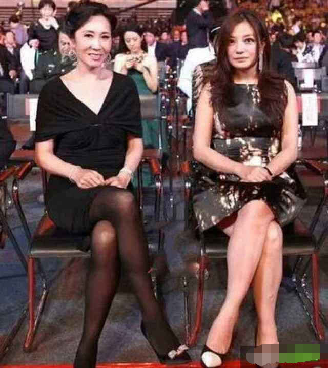 王思聪妈妈拿一亿帮儿子还债,娘家身世被扒,与赵薇刘嘉玲是闺蜜